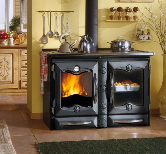 La Nordica America Cookstove